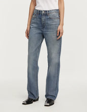 Laden Sie das Bild in den Galerie-Viewer, IMA AB Stone Washed Authentic Blue