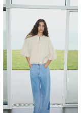 Laden Sie das Bild in den Galerie-Viewer, ALICE Zottelstrickjacke, Off-White