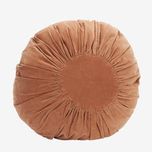 Laden Sie das Bild in den Galerie-Viewer, Round Velvet Cushion, Dusty Peach