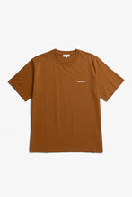 Laden Sie das Bild in den Galerie-Viewer, Dyrehaven Bio-T-Shirt mit Logo-Print, Kupfer