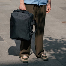 Laden Sie das Bild in den Galerie-Viewer, GO 3-Wege-Tasche M Schwarz