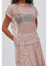 Laden Sie das Bild in den Galerie-Viewer, GRITT Scribble Boxy-T-Shirt, Rouge