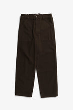 Laden Sie das Bild in den Galerie-Viewer, Kvitfjell Relaxed Cotton Wool Herringbone Hose, Delicioso Brown