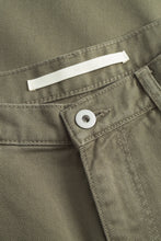 Laden Sie das Bild in den Galerie-Viewer, Mogens Relaxed 5 Pocket Heavy Twill, Olive Night