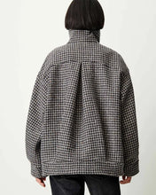 Laden Sie das Bild in den Galerie-Viewer, NARIWA Coat, Shelby