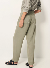 Laden Sie das Bild in den Galerie-Viewer, NICA Hose Aqua Infused