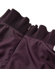 Laden Sie das Bild in den Galerie-Viewer, PLEAT blouse, Plum Perfect