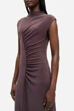 Laden Sie das Bild in den Galerie-Viewer, Kleid Saandressa 15641, Fudge