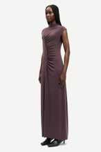 Laden Sie das Bild in den Galerie-Viewer, Kleid Saandressa 15641, Fudge