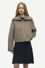 Laden Sie das Bild in den Galerie-Viewer, Sacleo jacket 15772, Lead Gray Mel.
