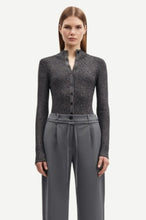 Laden Sie das Bild in den Galerie-Viewer, Saleonore Lurex-Cardigan 15600 Schwarz