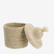 Load image into Gallery viewer, Seagrass basket with lid, White