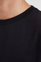 Laden Sie das Bild in den Galerie-Viewer, Norse Standard T-Shirt Schwarz