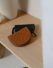 Load image into Gallery viewer, Laura Coin Purse Black Woven Classic Leather
