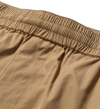 Laden Sie das Bild in den Galerie-Viewer, Luther Packable Short Utility-Khaki