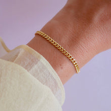 Laden Sie das Bild in den Galerie-Viewer, Adelia Armband 925S vergoldet