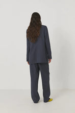 Laden Sie das Bild in den Galerie-Viewer, Carly Aviatorhose Dusty Navy
