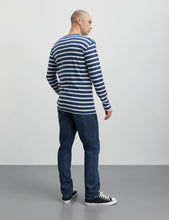 Laden Sie das Bild in den Galerie-Viewer, Tobias Longsleeve Tee Sargassosee/Weiß
