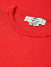 Laden Sie das Bild in den Galerie-Viewer, Grace Jersey June Tee, Goji Berry

