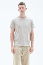 Laden Sie das Bild in den Galerie-Viewer, Rollkragenshirt Hell Salbei
