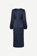 Laden Sie das Bild in den Galerie-Viewer, Kleid Saelvira 14903 Salute
