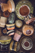 Load image into Gallery viewer, 70s ceramics small scented candle Miami
