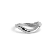Load image into Gallery viewer, Agnete Small Ring, Silver
