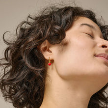 Laden Sie das Bild in den Galerie-Viewer, Amore Hoops, Rot
