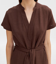 Load image into Gallery viewer, Annelie Dress Brown
