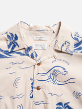 Load image into Gallery viewer, Arvid Waves Hawaii Shirt Ecru

