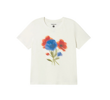 Load image into Gallery viewer, Ida Blurry Flower T-shirt
