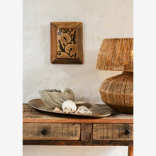 Load image into Gallery viewer, Stoneware conch
