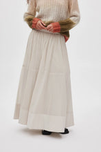 Laden Sie das Bild in den Galerie-Viewer, DEMA Poplin full layered skirt, Clay
