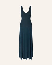 Laden Sie das Bild in den Galerie-Viewer, DESNA Dress, Paonea
