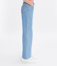 Laden Sie das Bild in den Galerie-Viewer, ELISABETH Jeans Washed Indigo
