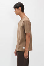 Laden Sie das Bild in den Galerie-Viewer, Elmelunde Organic Dry Cotton GMD T-Shirt, Walnuss
