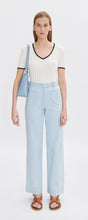 Load image into Gallery viewer, Emilie Jeans Pale blue
