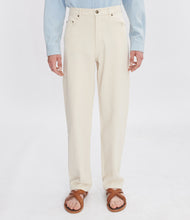 Load image into Gallery viewer, Fairfax Jeans Off-White

