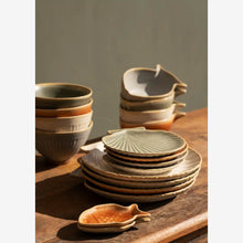 Load image into Gallery viewer, Stoneware fish bowl, Orange
