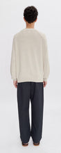 Load image into Gallery viewer, Florian jumper Beige
