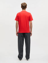 Laden Sie das Bild in den Galerie-Viewer, Frode Logo T-Shirt, Feuerrot
