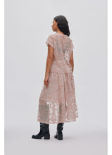 Laden Sie das Bild in den Galerie-Viewer, GRITT Scribble Boxy-T-Shirt, Rouge
