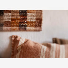 Laden Sie das Bild in den Galerie-Viewer, Handwoven wall deco, Rust, orange, white, anthracite
