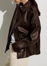 Laden Sie das Bild in den Galerie-Viewer, HARRIBOYD Leather Jacket, Coffee
