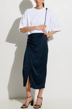 Laden Sie das Bild in den Galerie-Viewer, HOLLY Skirt, Night Shadow
