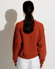 Laden Sie das Bild in den Galerie-Viewer, INEA Sweatshirt, Redmuse
