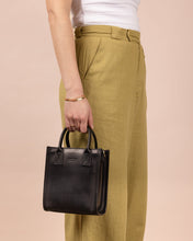 Load image into Gallery viewer, Jackie Mini Black Classic
