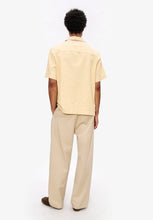 Load image into Gallery viewer, JUDE short sleeve shirt, Beige
