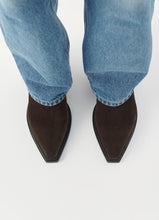Laden Sie das Bild in den Galerie-Viewer, Kelsey Boots Brown

