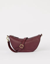 Laden Sie das Bild in den Galerie-Viewer, Leo Twisted Handle Dunkle Kirsche Weiches genarbtes Leder
